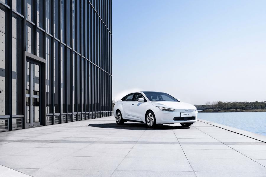  Geely Geometry A (GE11) 2019 года  (фото 1 из 9)